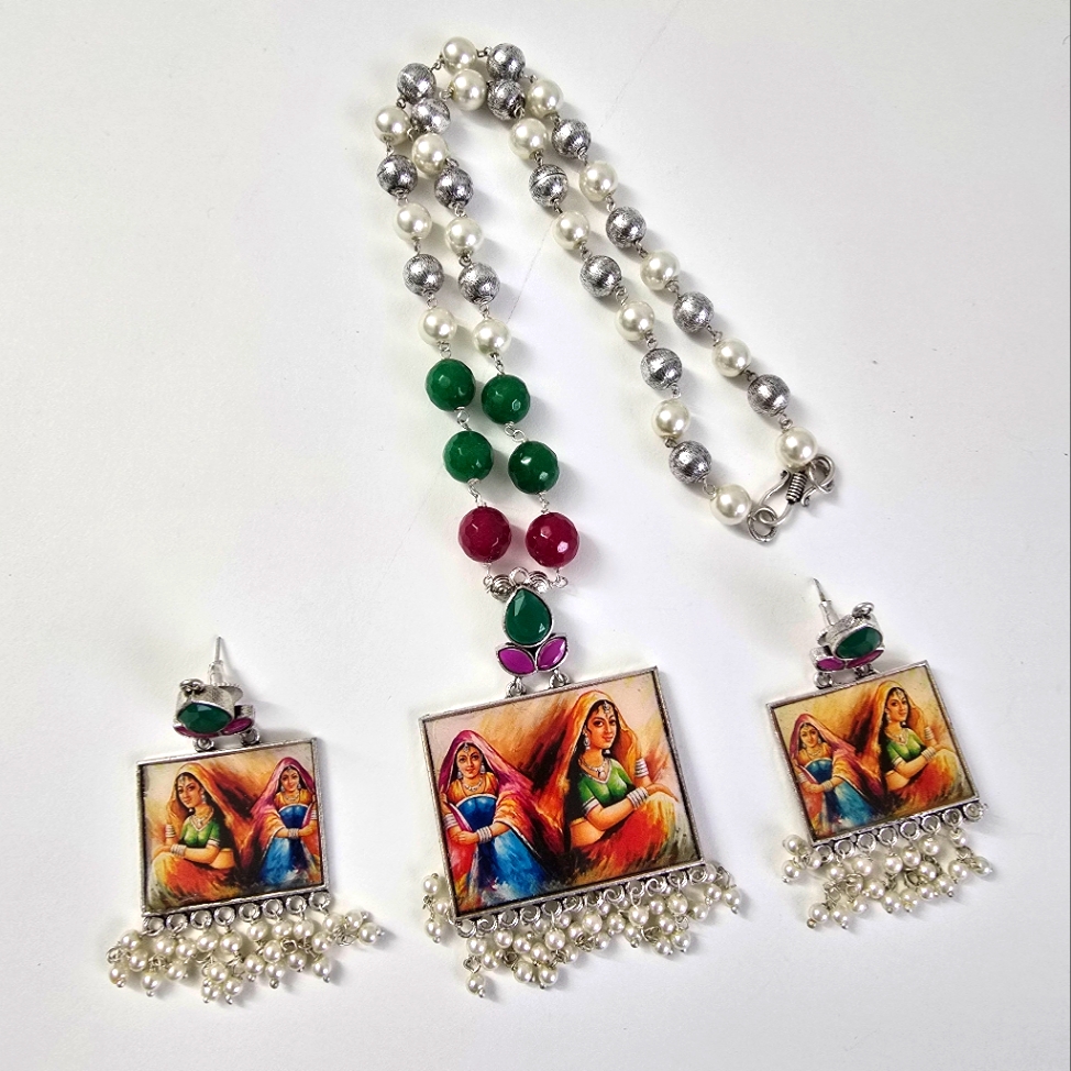 Royal Indian Art Pearl Necklace Set